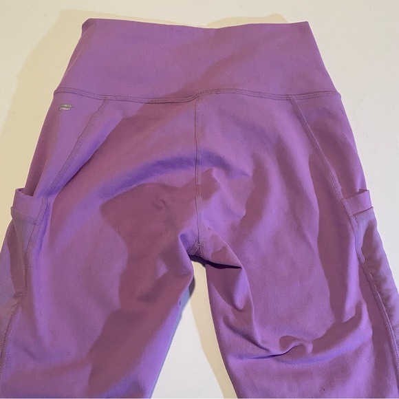 Fabletics SZ XS, 7/8 leggings,Power Hold, high waisted, 3 pockets, GUC, mesh - Picture 8 of 16